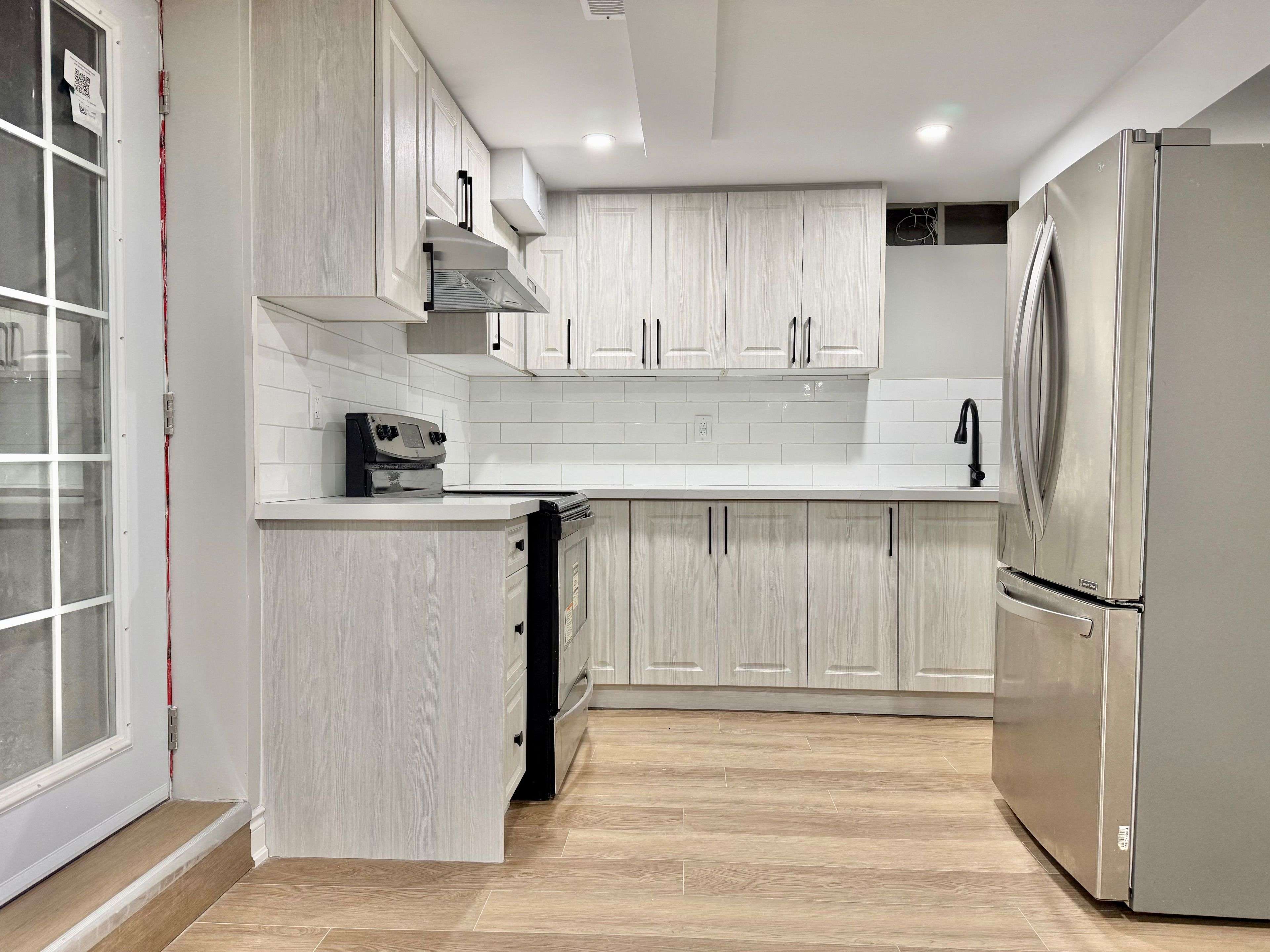 Mississauga, ON L5M 6J9,5886 Shelford TER