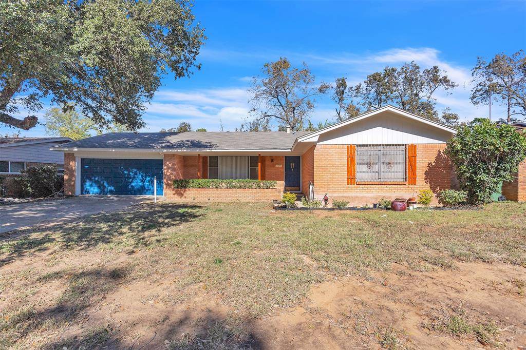 Arlington, TX 76010,709 Valley View Drive