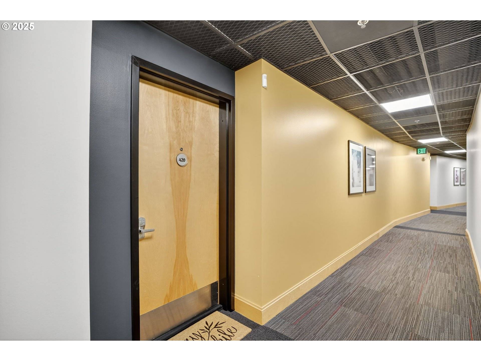 Beaverton, OR 97005,12600 SW CRESCENT ST #420