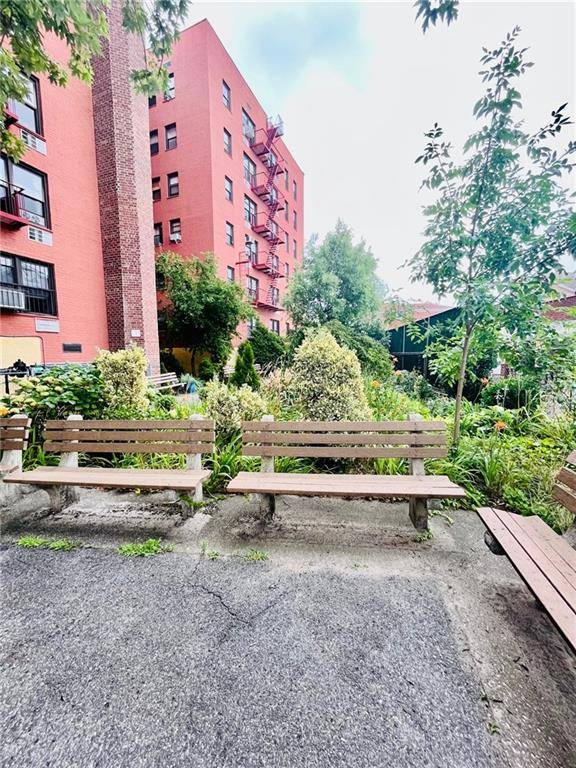 Brooklyn, NY 11235,2330 Voorhies AVE #1C