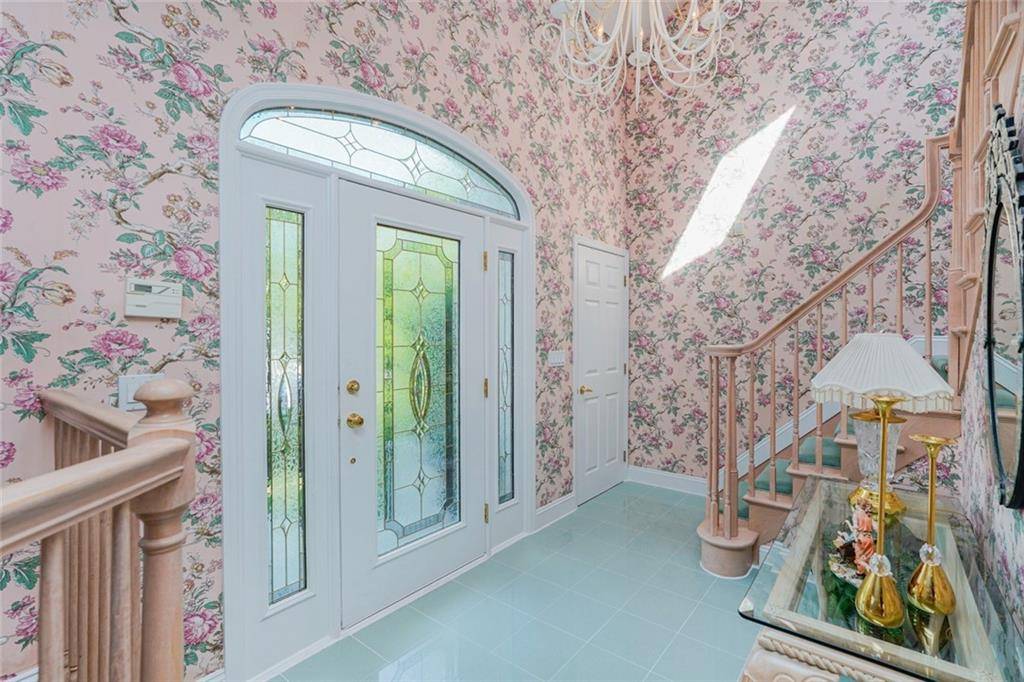 Staten  Island, NY 10306,312 Barbara ST