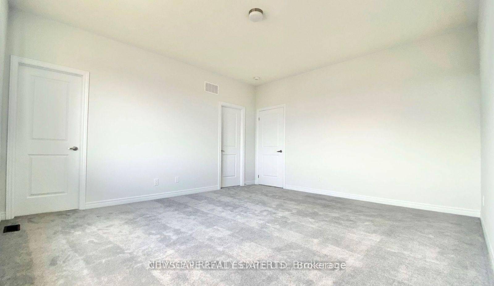 Oshawa, ON L1L 0S2,1009 LOCKIE DR N