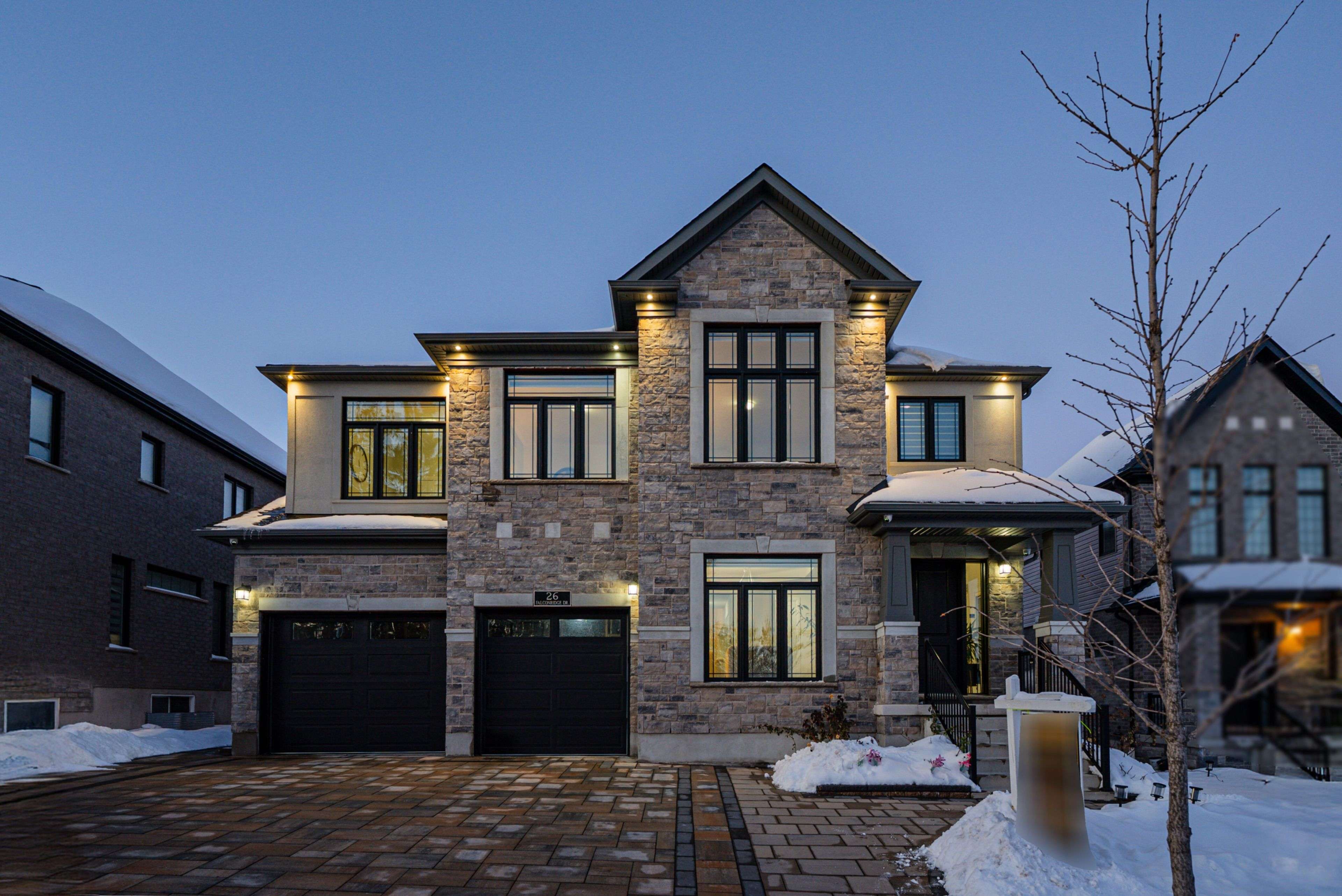 Kitchener, ON N2K 0G1,26 Falconridge DR