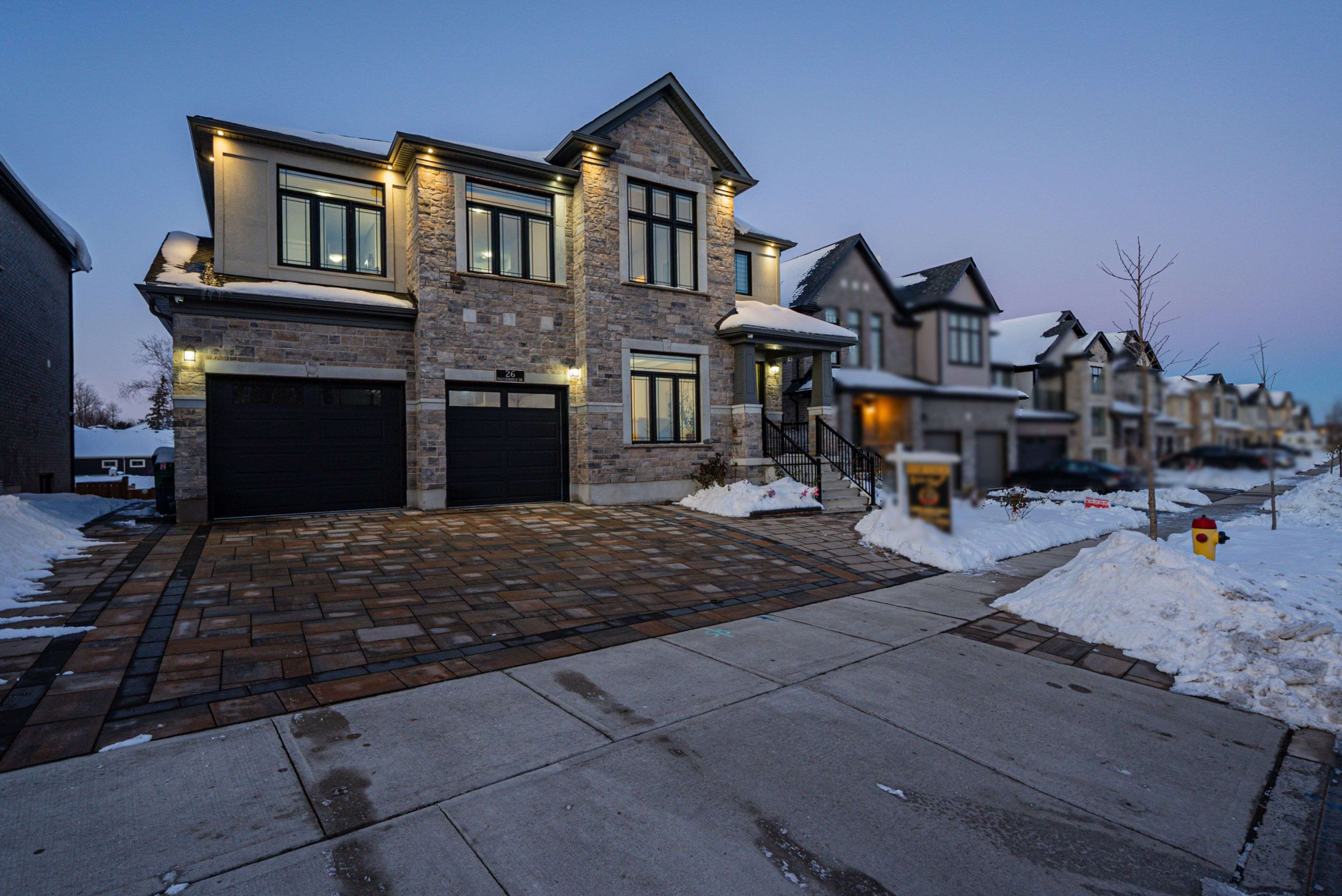 Kitchener, ON N2K 0G1,26 Falconridge DR