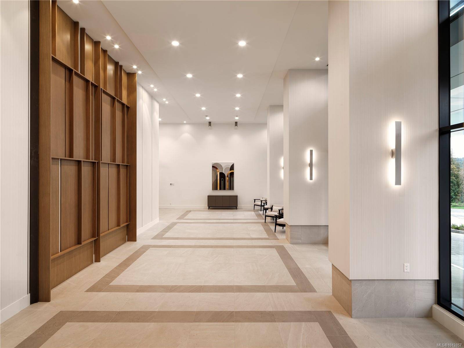 Langford, BC V9B 6R6,2000 Hannington Rd #1610