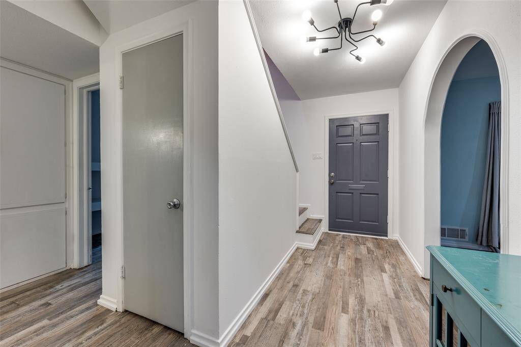 Dallas, TX 75228,8327 Coolgreene Drive