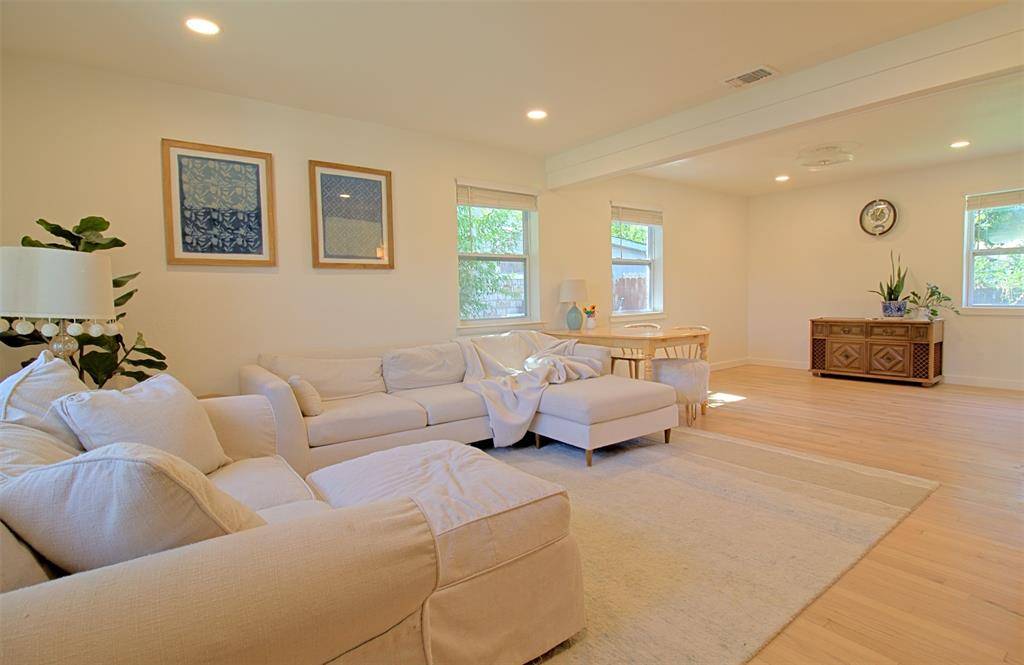 Dallas, TX 75228,2624 Lakeland Drive