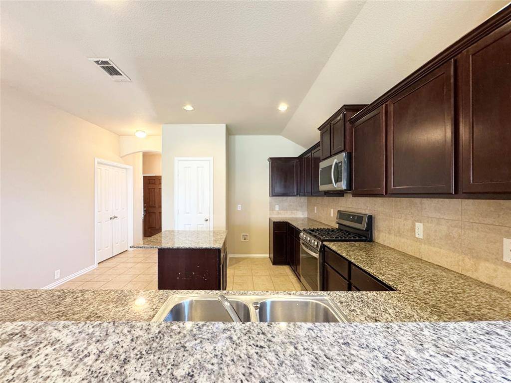 Aubrey, TX 76227,1809 Sparrow Lane