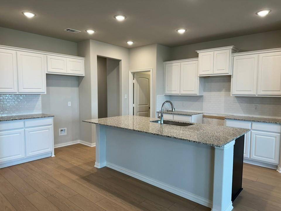 Oak Ridge, TX 75161,2472 Blackjack Oak Road