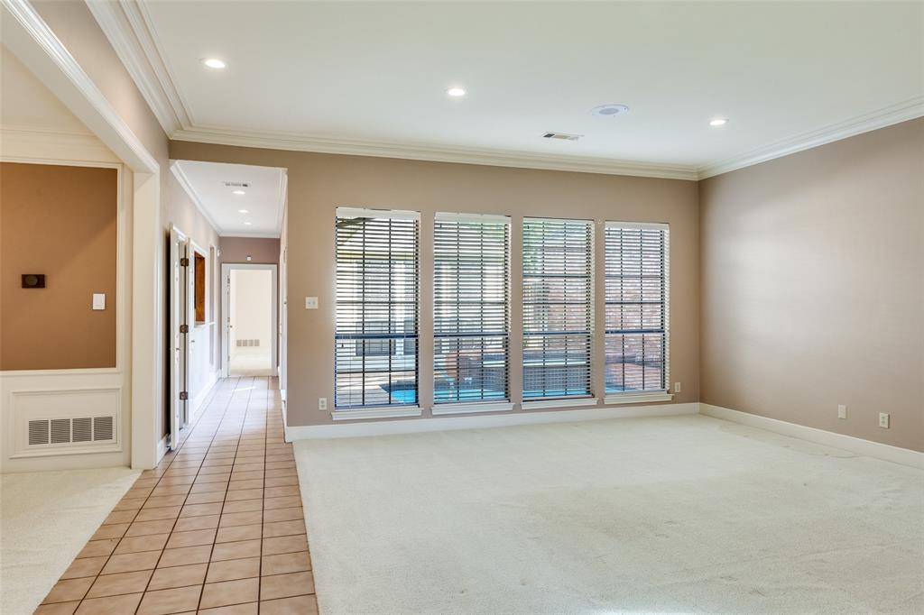 Dallas, TX 75252,5925 Still Forest Drive