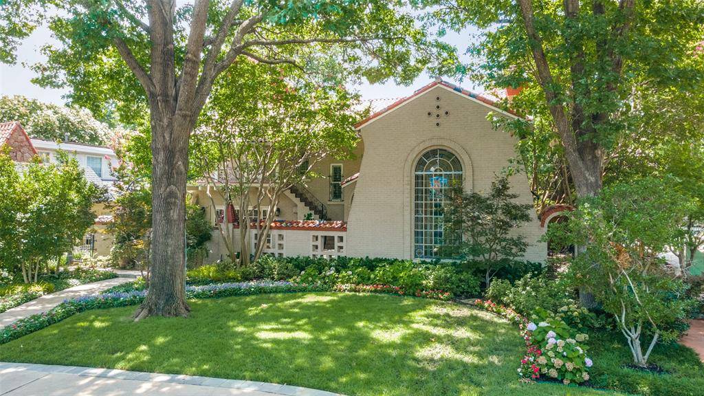 Dallas, TX 75214,7026 Lakewood Boulevard