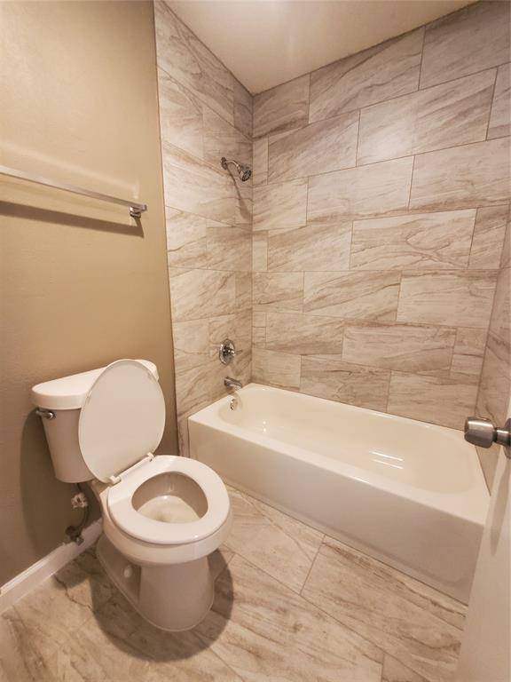 Arlington, TX 76018,117 Valley Spring Drive