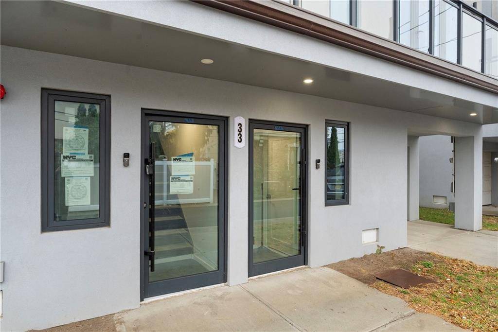 Brooklyn, NY 11229,33 Keen CT