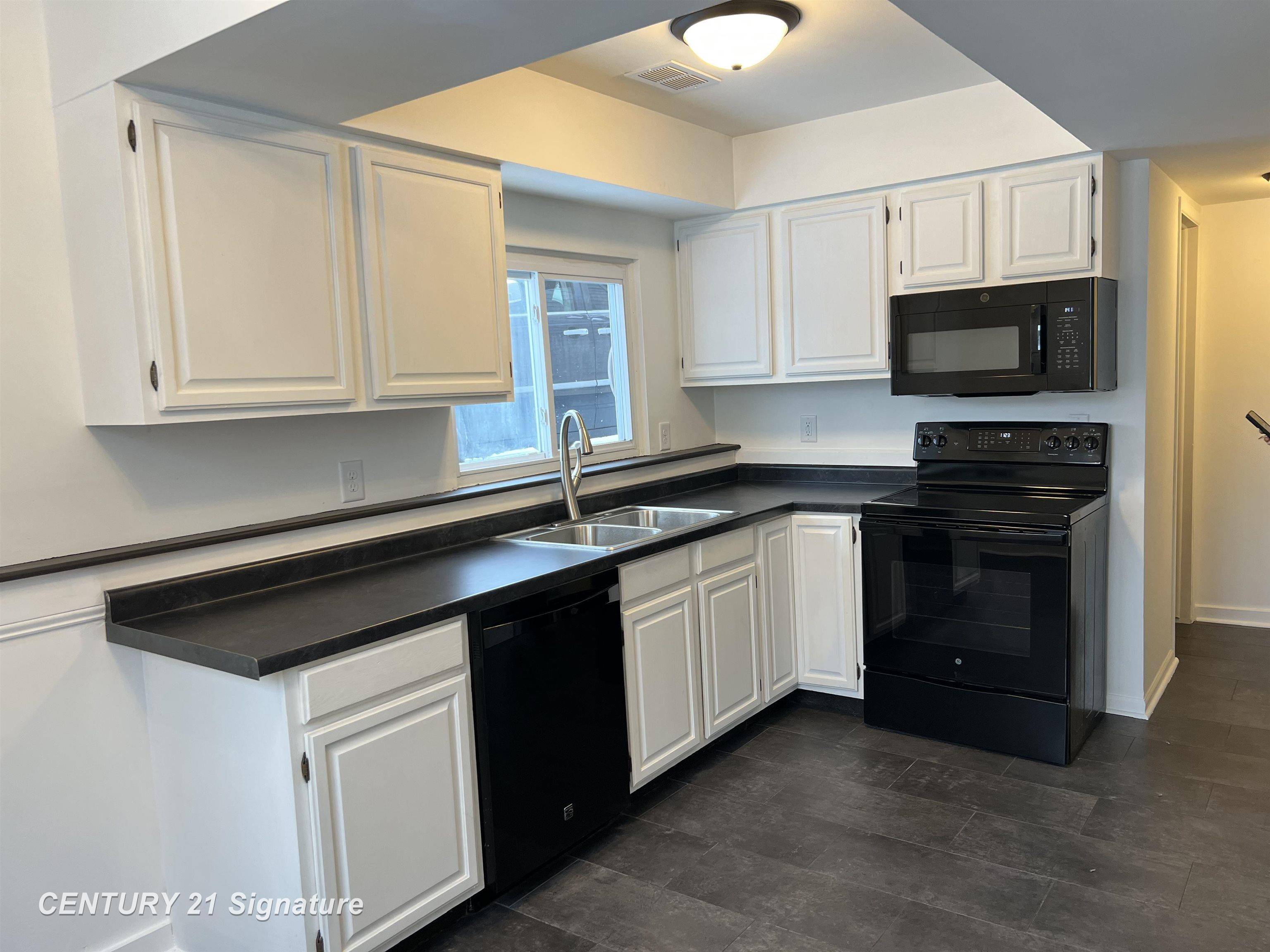 Mount Morris, MI 48458,335 Beach ST