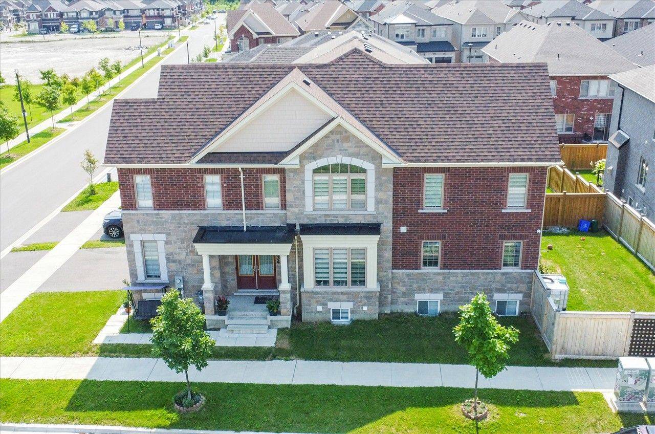 Pickering, ON L1X 0H3,2634 Sapphire DR