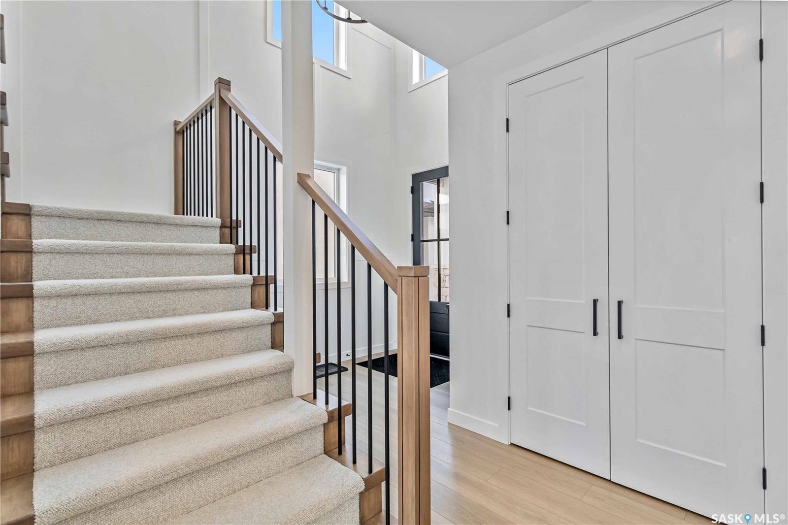 Saskatoon, SK S7W 1E5,327 Woolf BAY