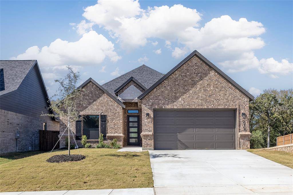 River Oaks, TX 76114,903 Boston Lane