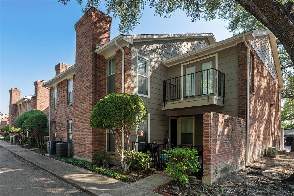 Dallas, TX 75231,7510 Holly Hill Drive #111