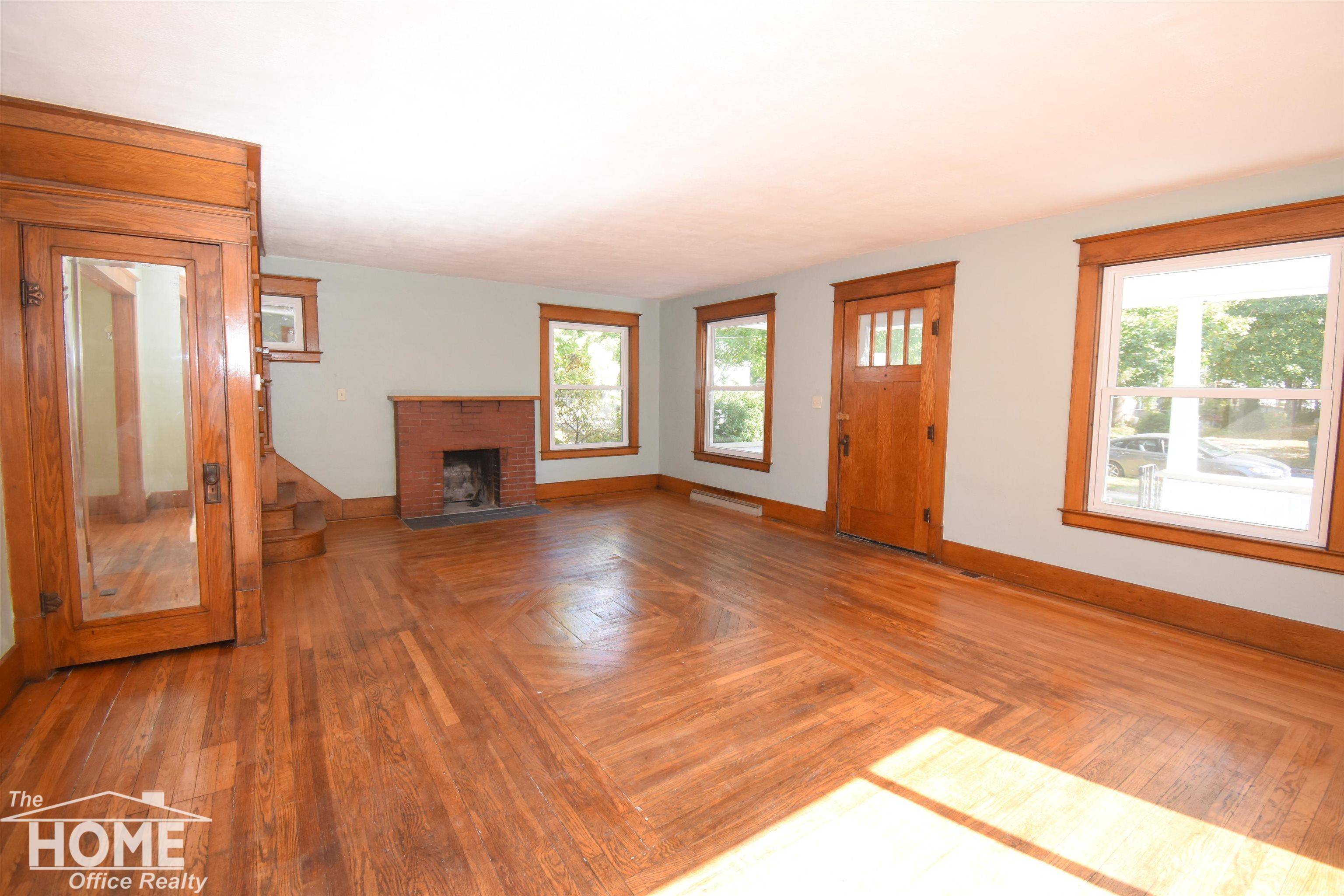 Owosso, MI 48867,723 Adams ST