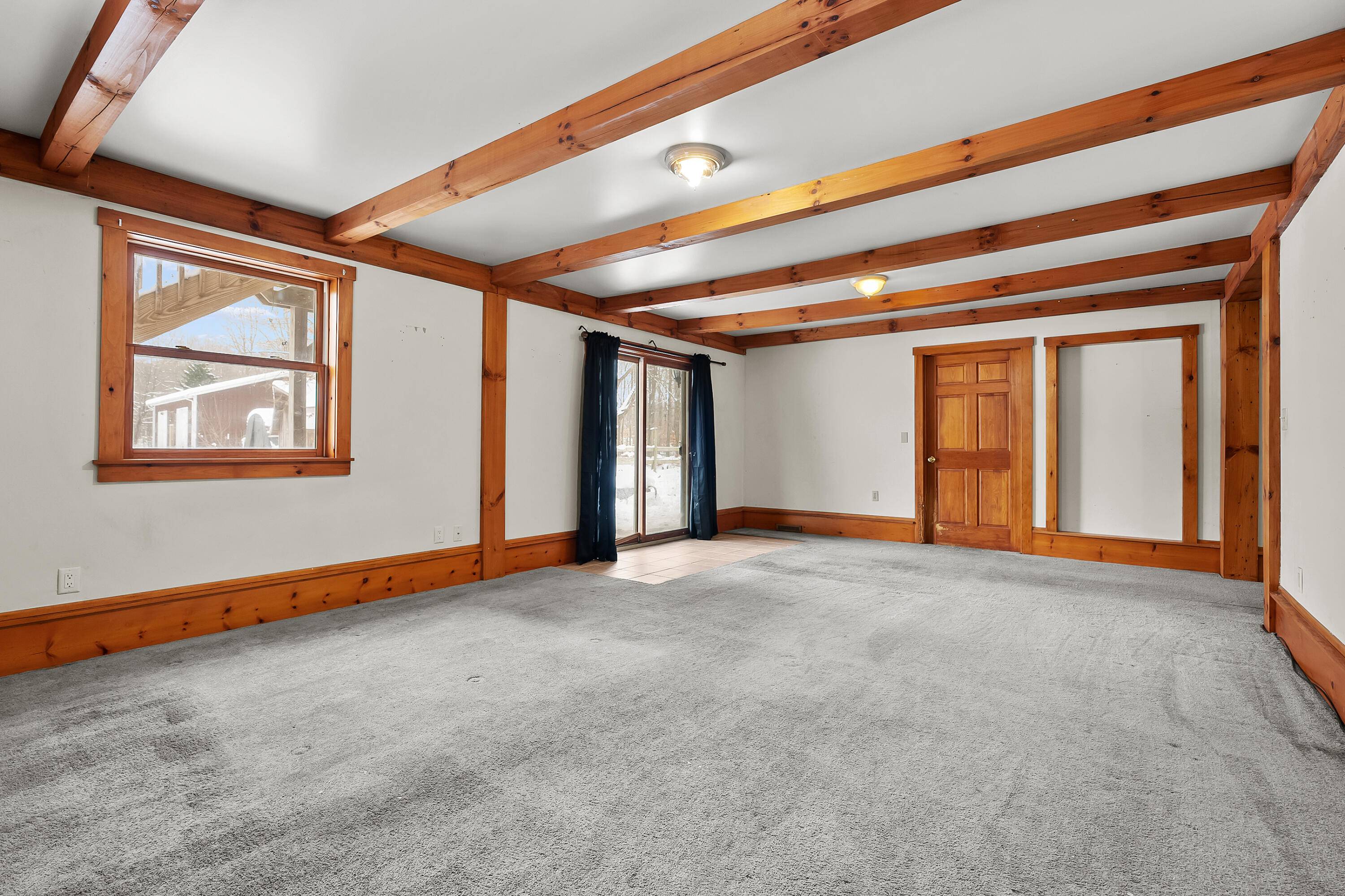 Allegan, MI 49010,706 26th ST