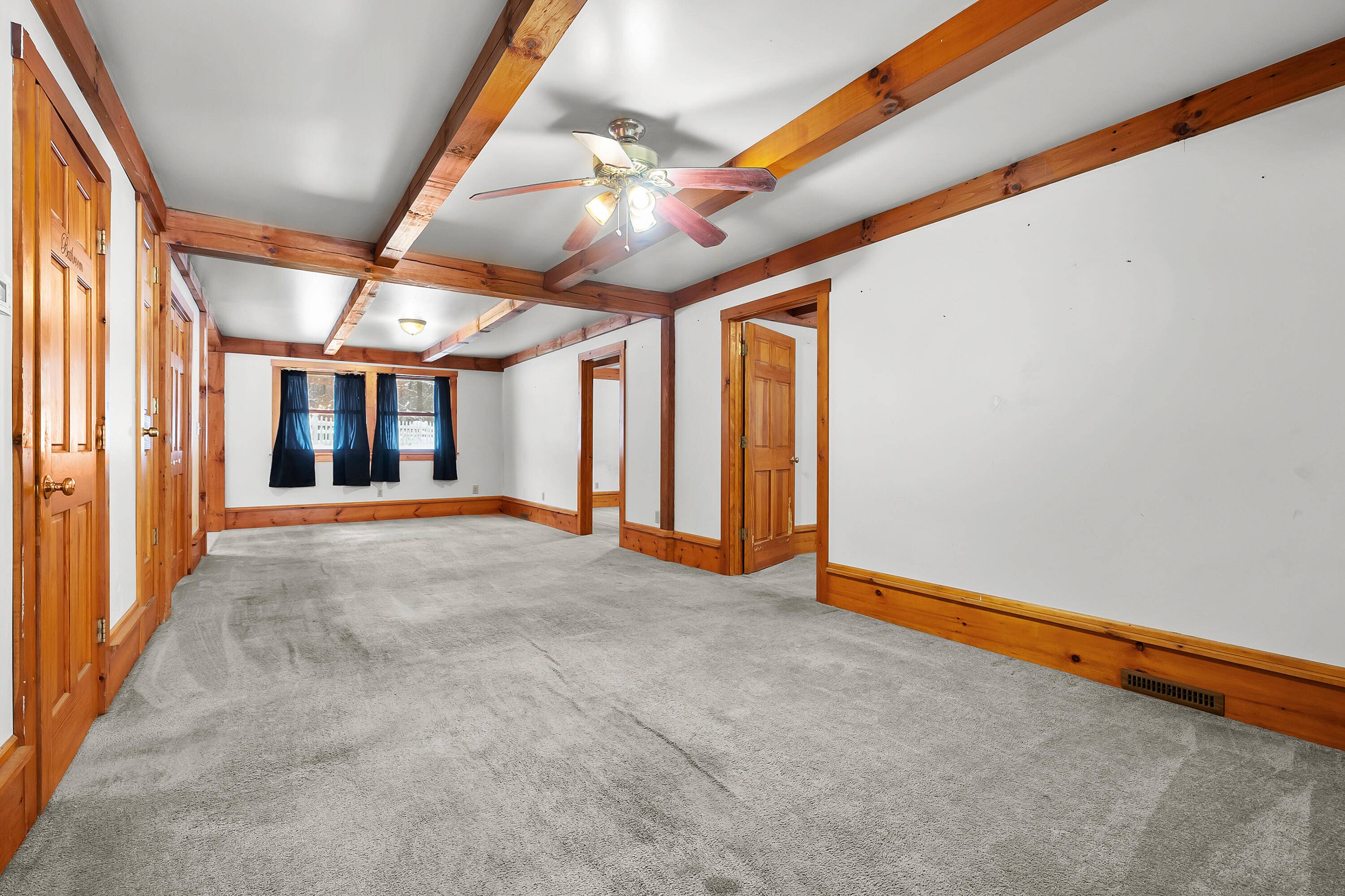 Allegan, MI 49010,706 26th ST