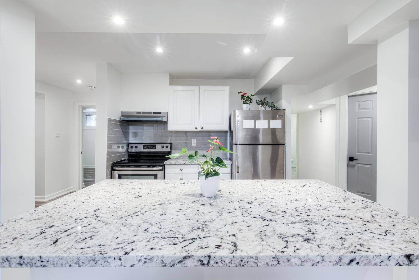 Pickering, ON L1W 2M3,562 Winette RD