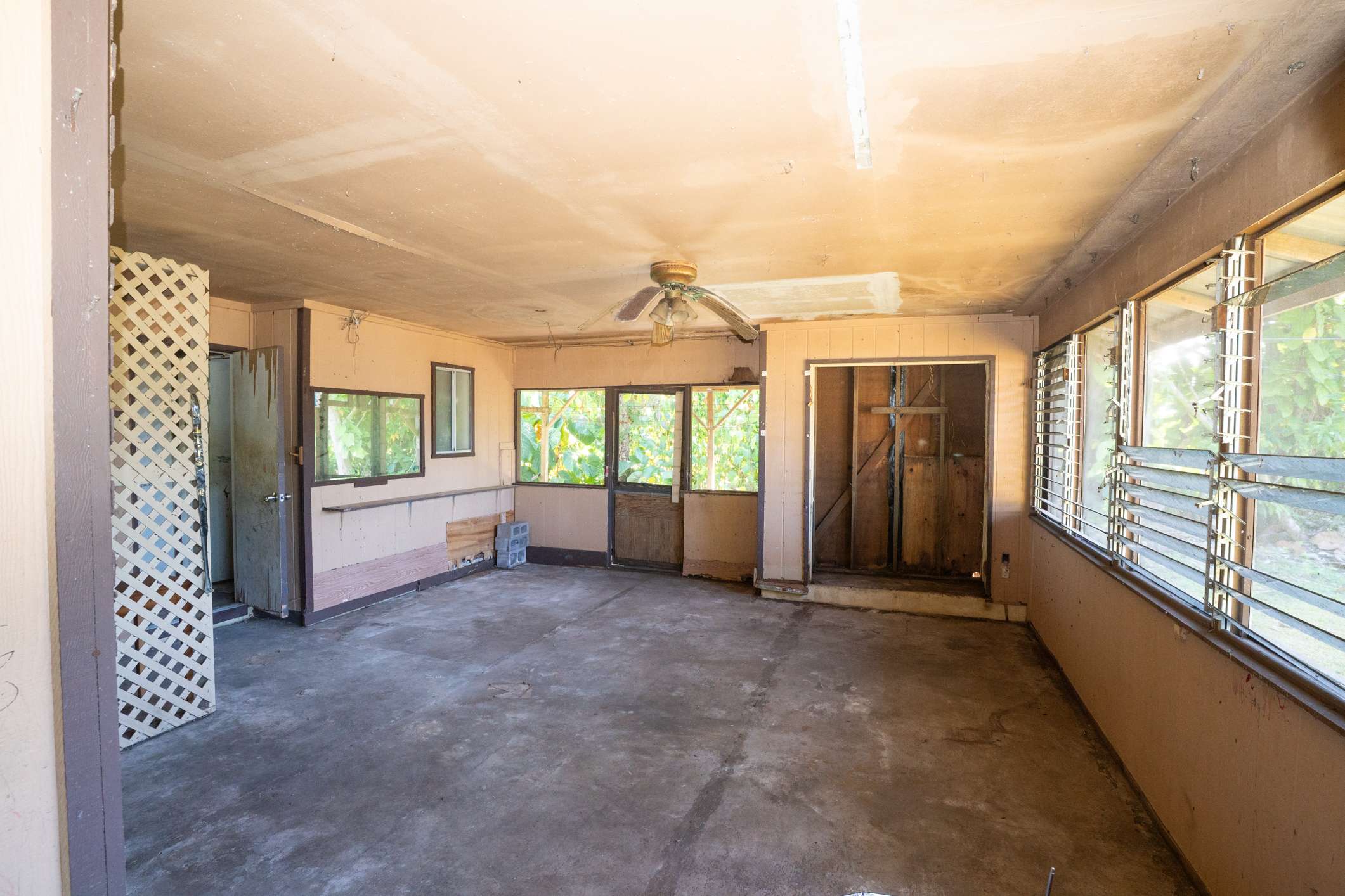 Hilo, HI 96720,236 LYMAN AVE