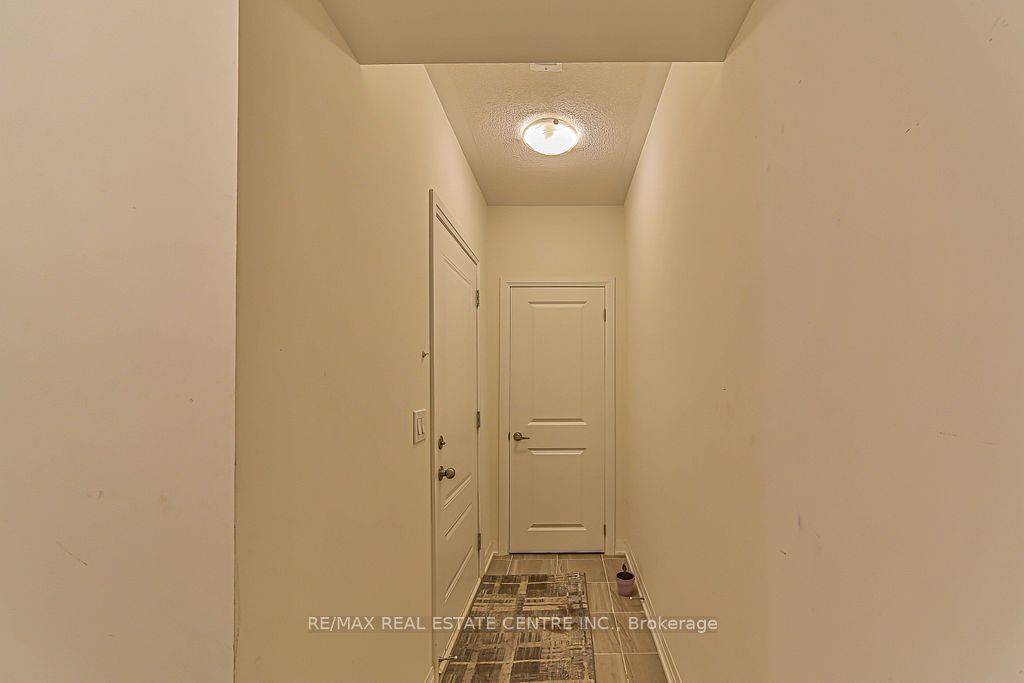 Brantford, ON N3S 0K4,585 Colborne ST E #902