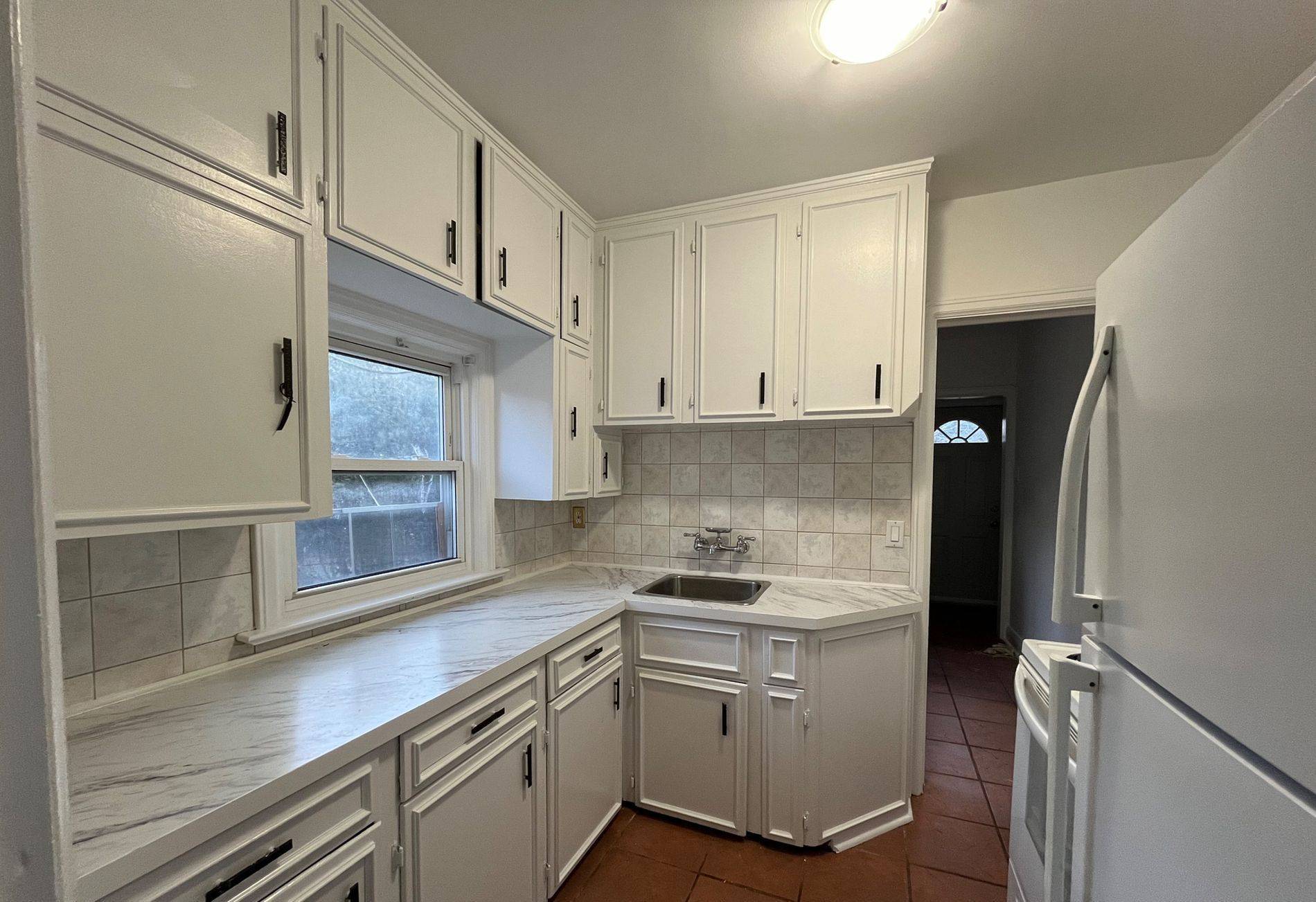 Toronto E06, ON M1N 3T3,80 Vanbrugh AVE