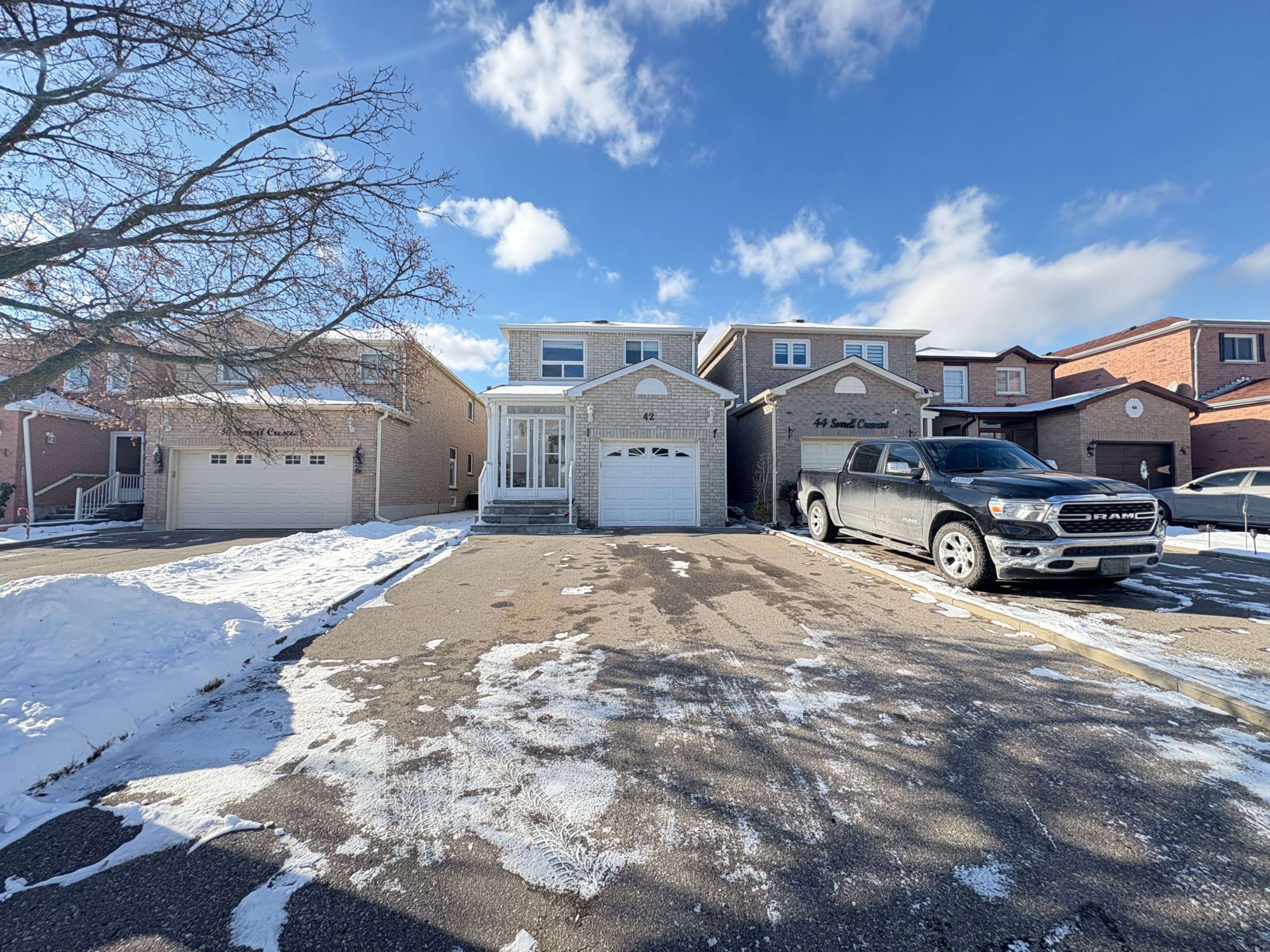 Markham, ON L3S 1L4,42 Sorrell CRES