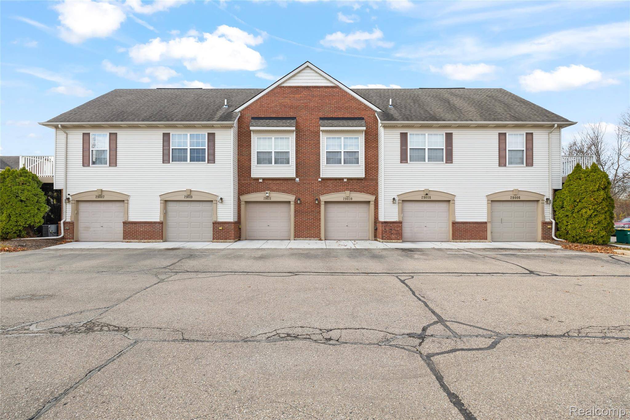 Romulus, MI 48174,29030 S Cullen DR N