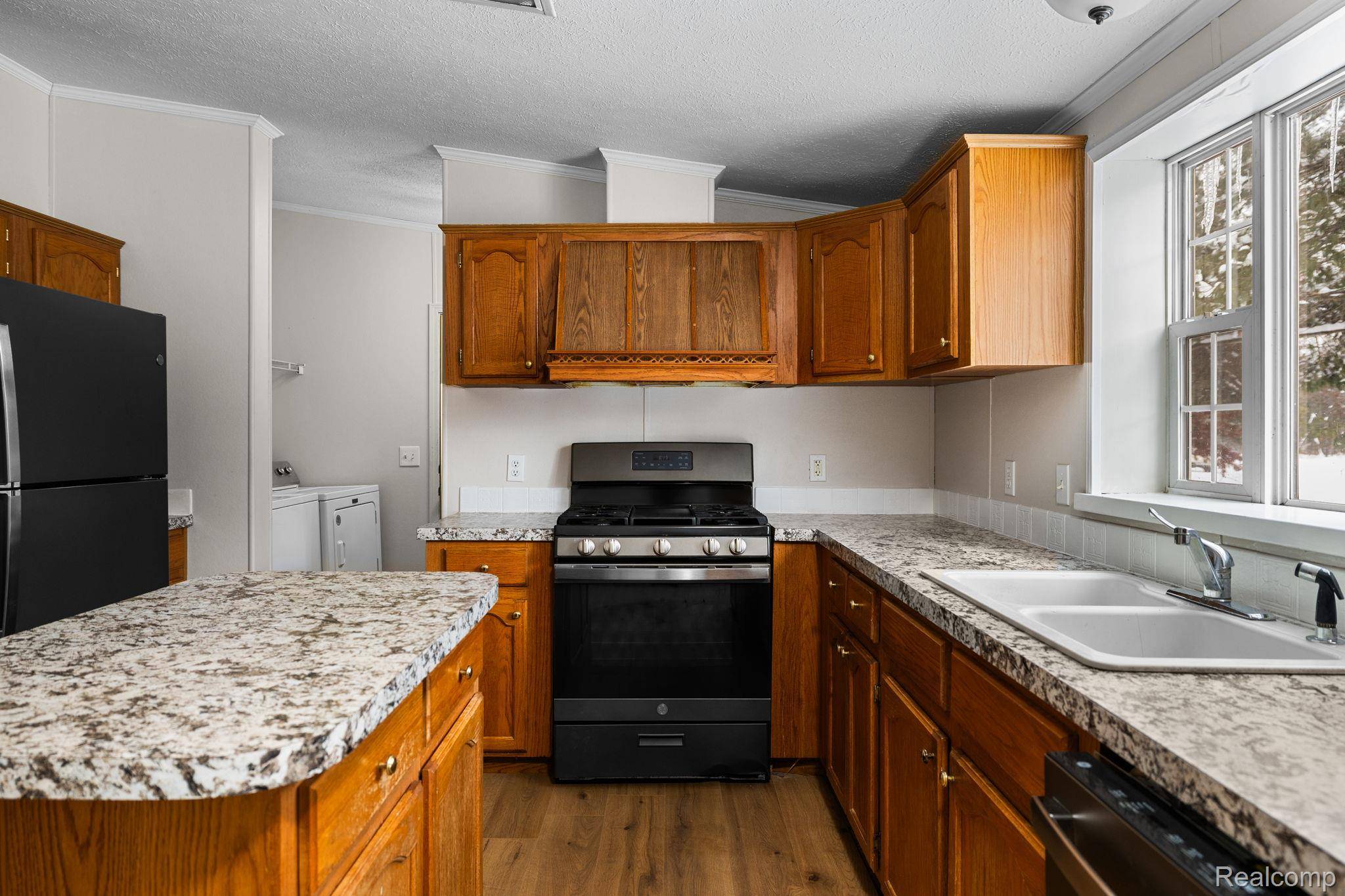 Gaylord, MI 49735,2836 Lone Pine RD