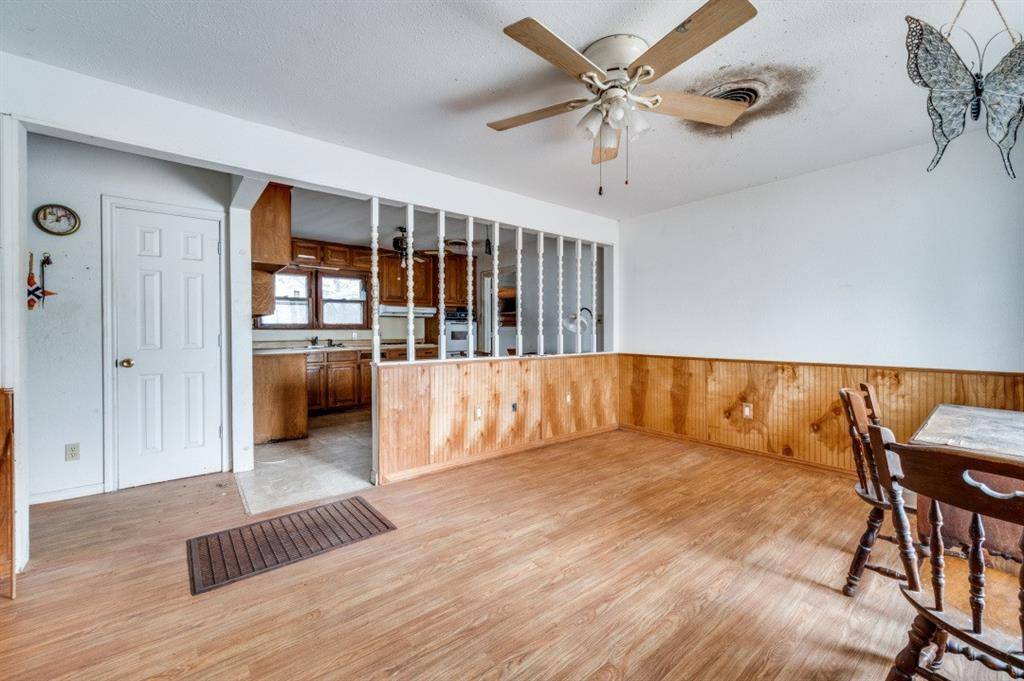 Gainesville, TX 76240,932 Moss Street