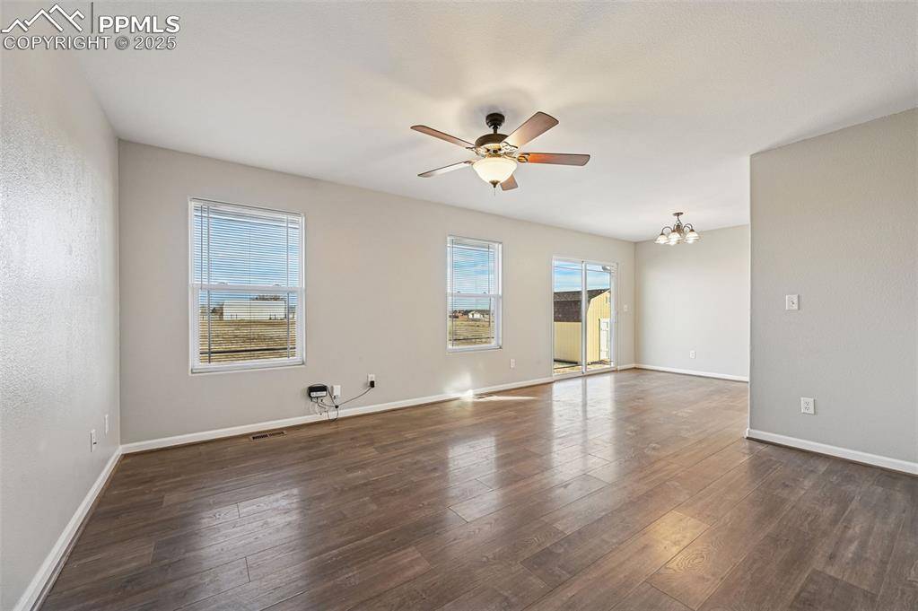 Pueblo, CO 81007,1169 E Canary DR