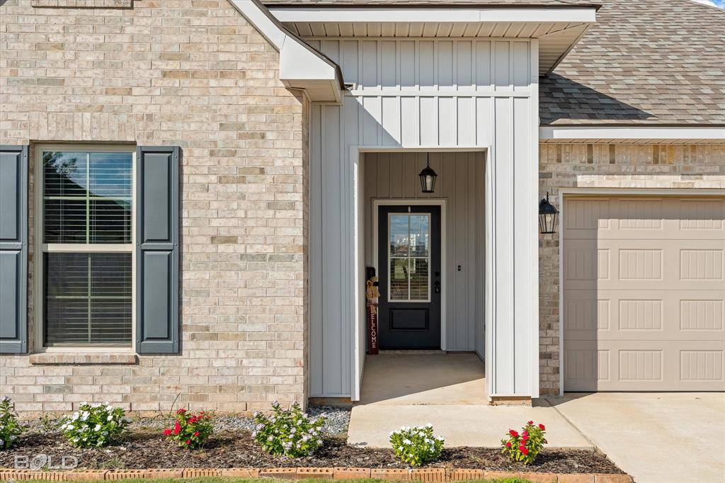 Bossier City, LA 71111,290 Venecia Drive