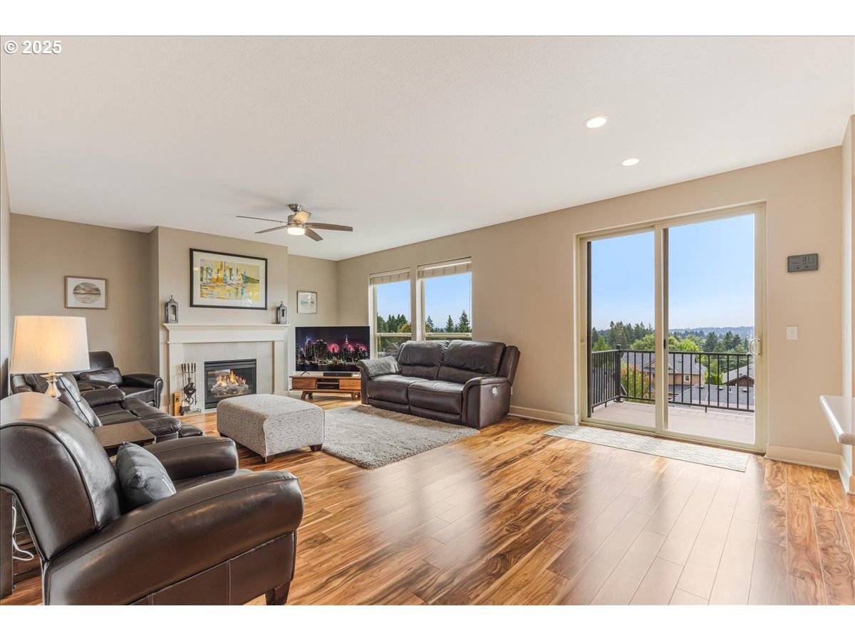 Portland, OR 97224,14810 SW TREVOR LN