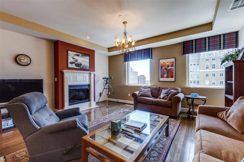 Dallas, TX 75201,1505 Elm Street #1401