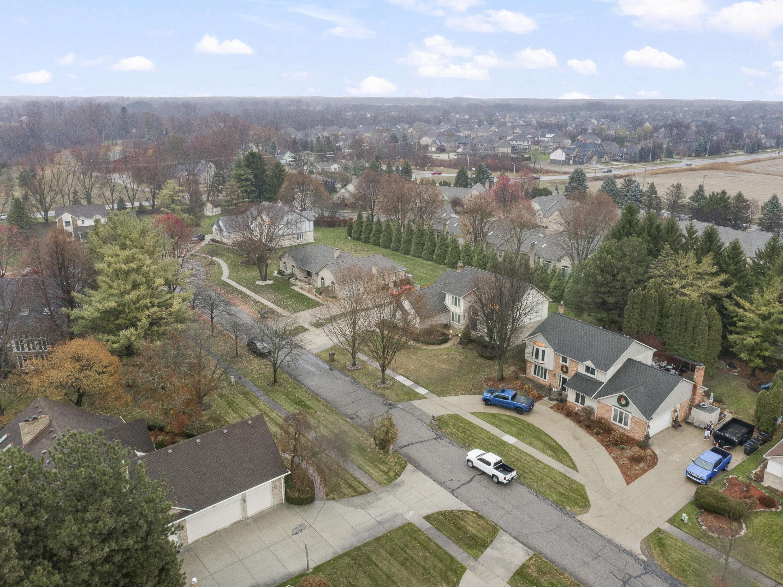 Shelby Twp, MI 48315,54880 Burlington DR