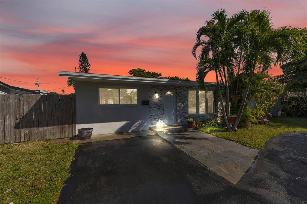 Oakland Park, FL 33309,2021 NW 32nd Ct