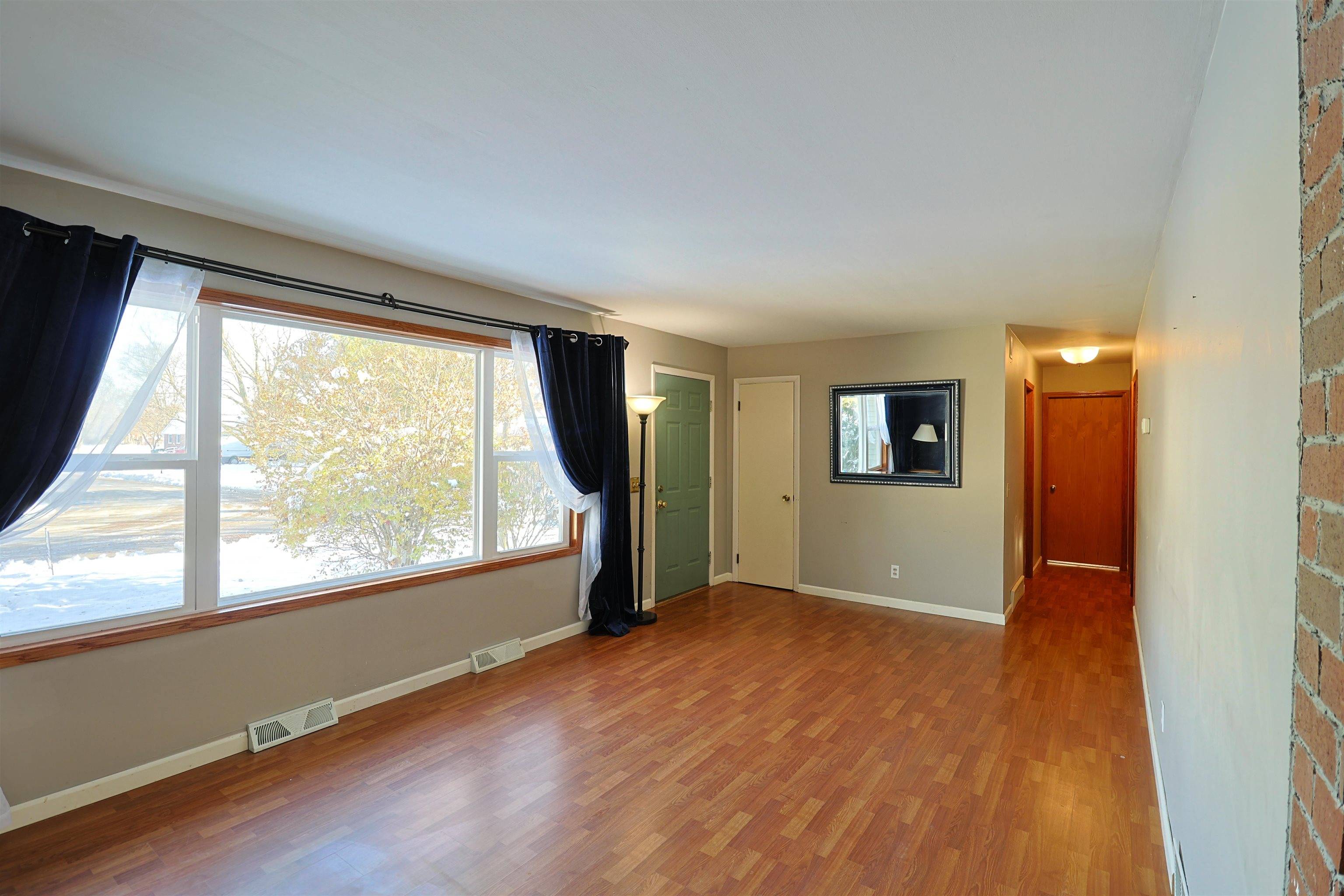 Mount Pleasant, MI 48858,406 Larry PL