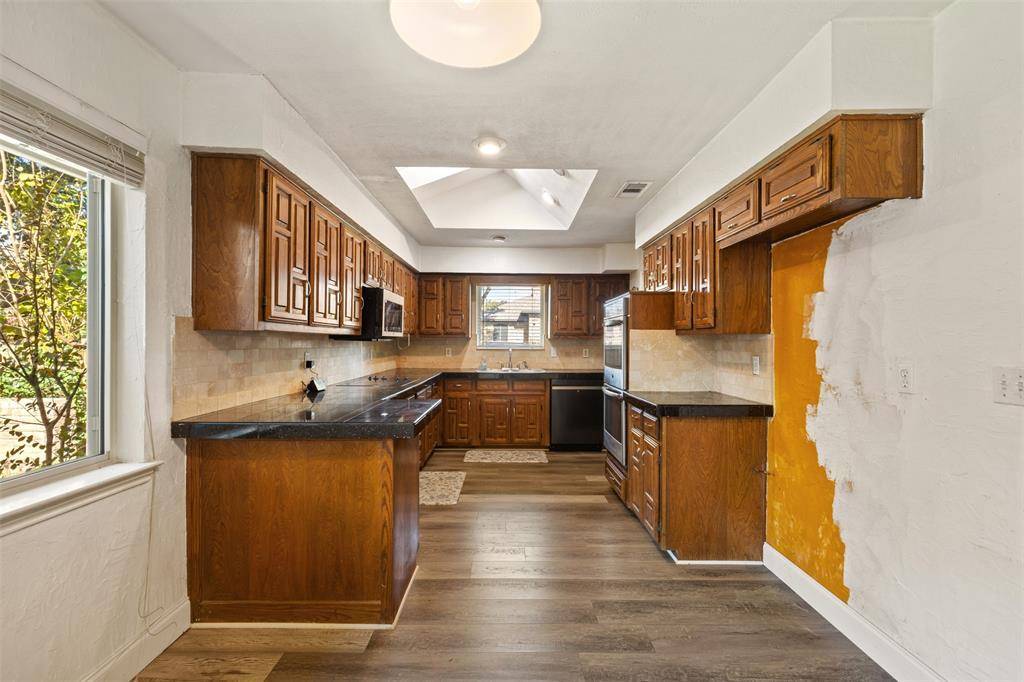 Carrollton, TX 75007,1924 Robin Meadow Drive