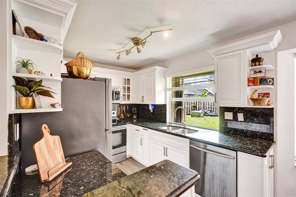 Sunrise, FL 33351,3253 NW 104 AVE