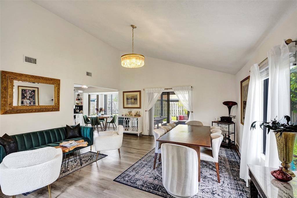 Sunrise, FL 33351,3253 NW 104 AVE