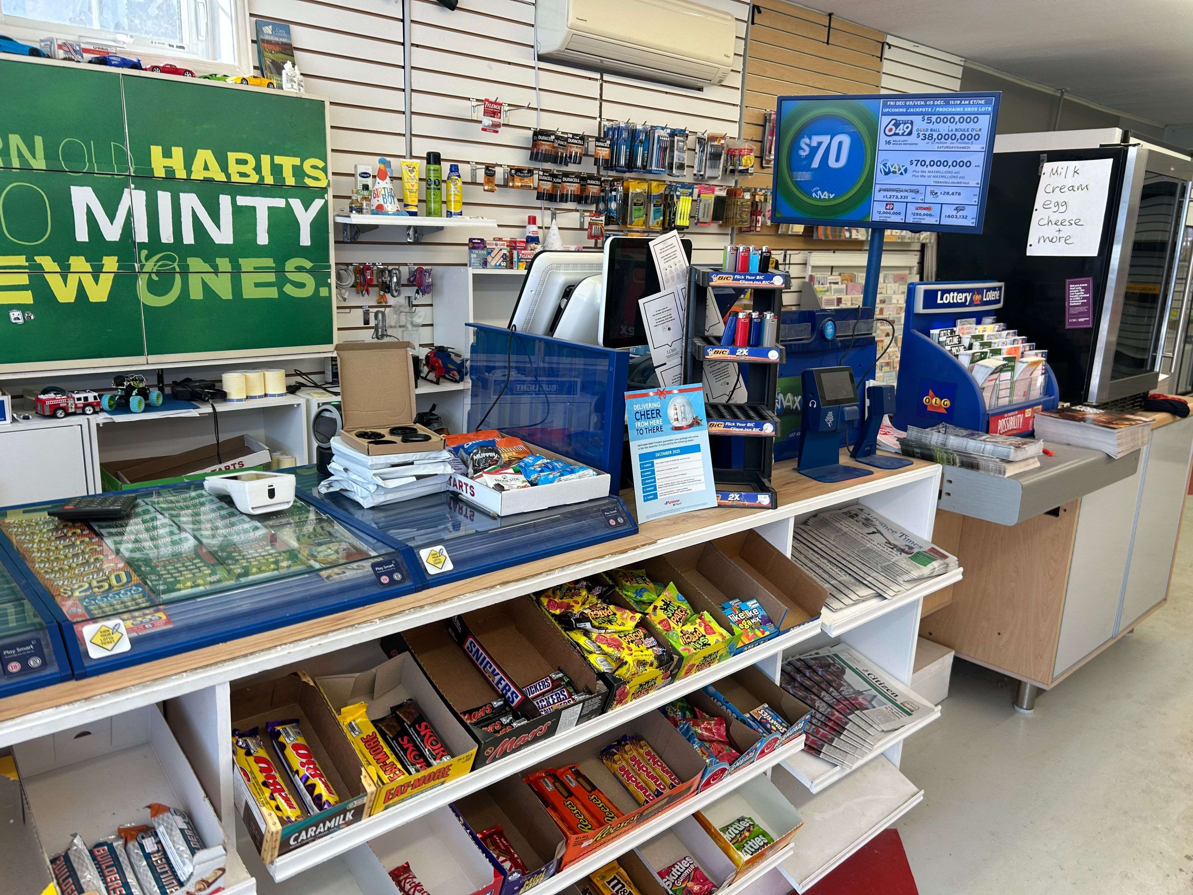 North Huron, ON N0G 1E0,8 Queen ST