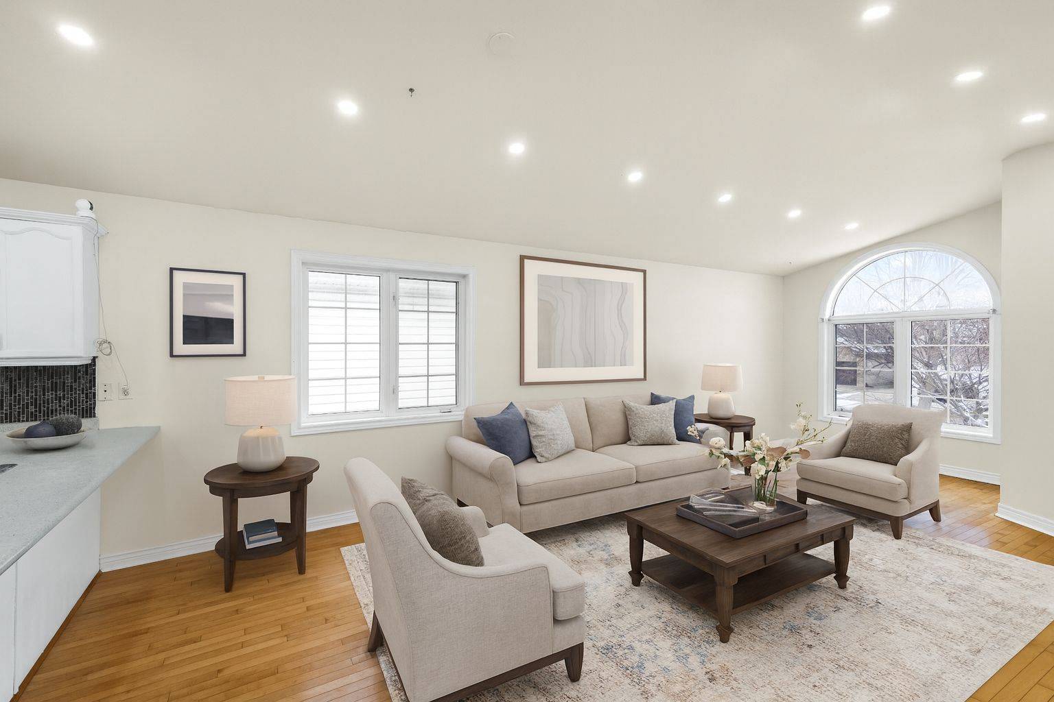 Niagara Falls, ON L2H 3G4,8172 Harvest CRES