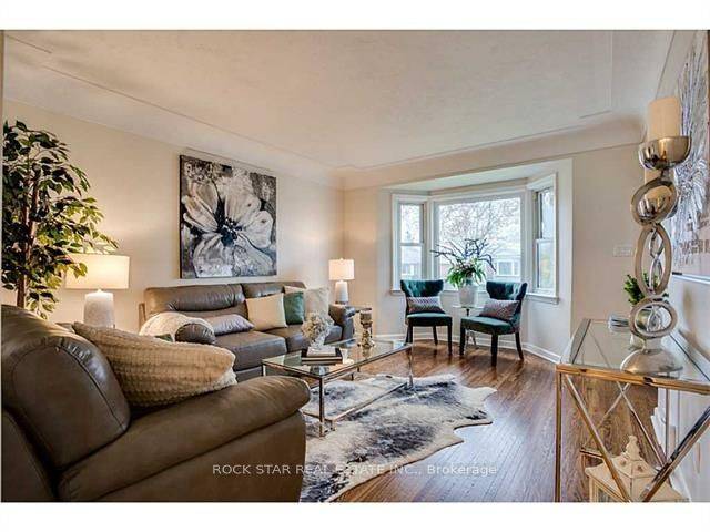 Hamilton, ON L8V 3T8,324 East 33rd ST #Upper