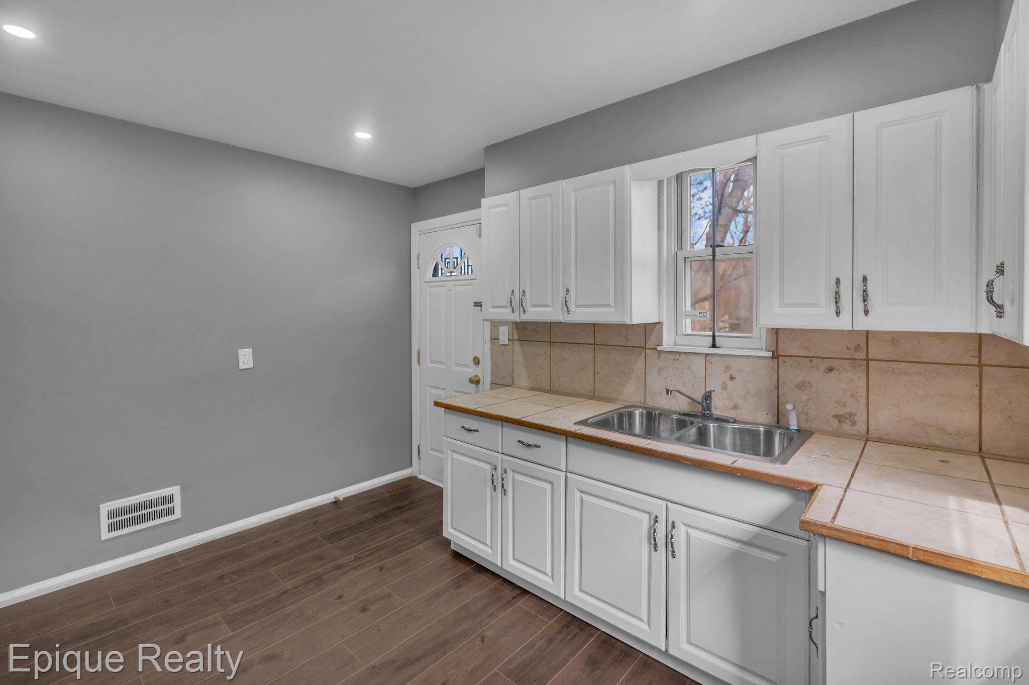 Detroit, MI 48227,11318 LITTLEFIELD ST