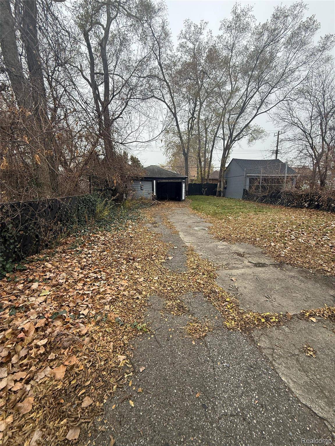 Detroit, MI 48235,16837 Winthrop ST