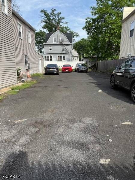 East Orange City, NJ 07018,230 Amherst St