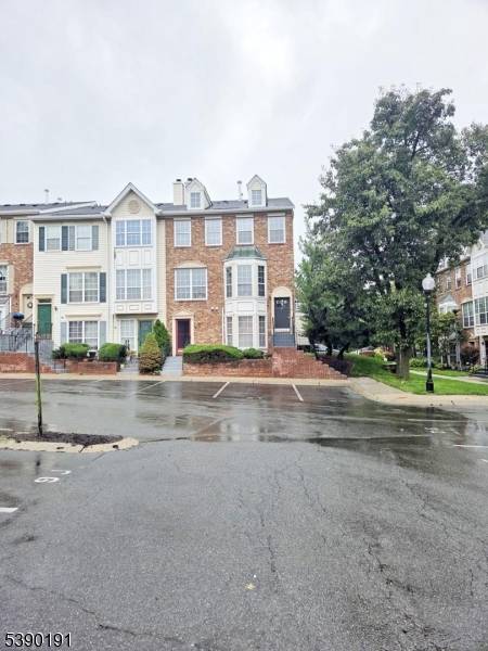 Newark City, NJ 07103,48 Howard Ct